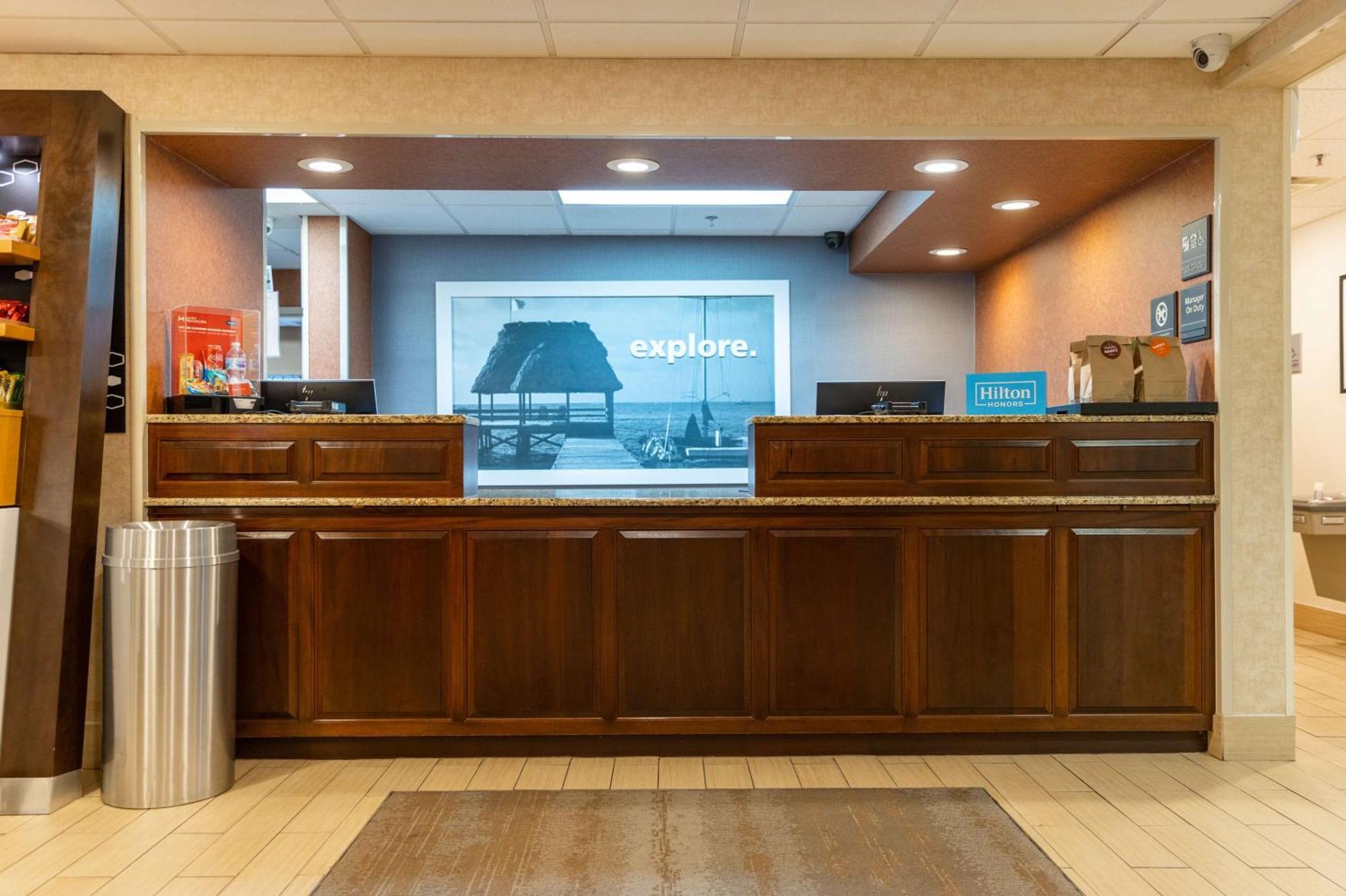 Hampton Inn By Hilton Of Kuttawa Eddyville Екстериор снимка